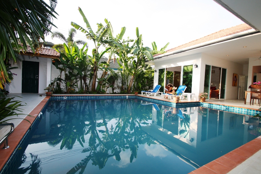 House fo sale in Phuket with Pool